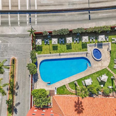 Fiesta Inn Cuernavaca Exterior photo
